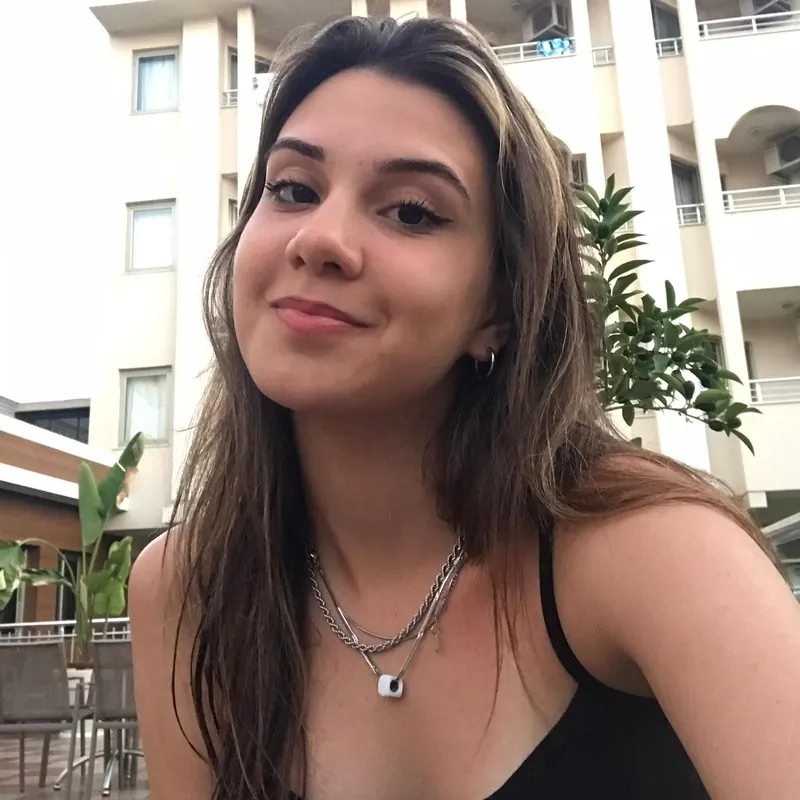 Sude Naz